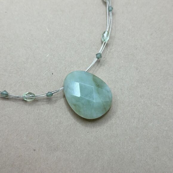 Green Aventurine Pendant and Glass Bead handmade Necklace - Picture 5 of 6
